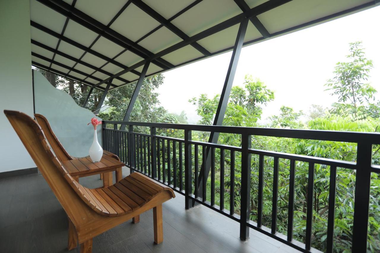 Sattva-The Awakening Garden Hotel Kakkadampoyil ภายนอก รูปภาพ