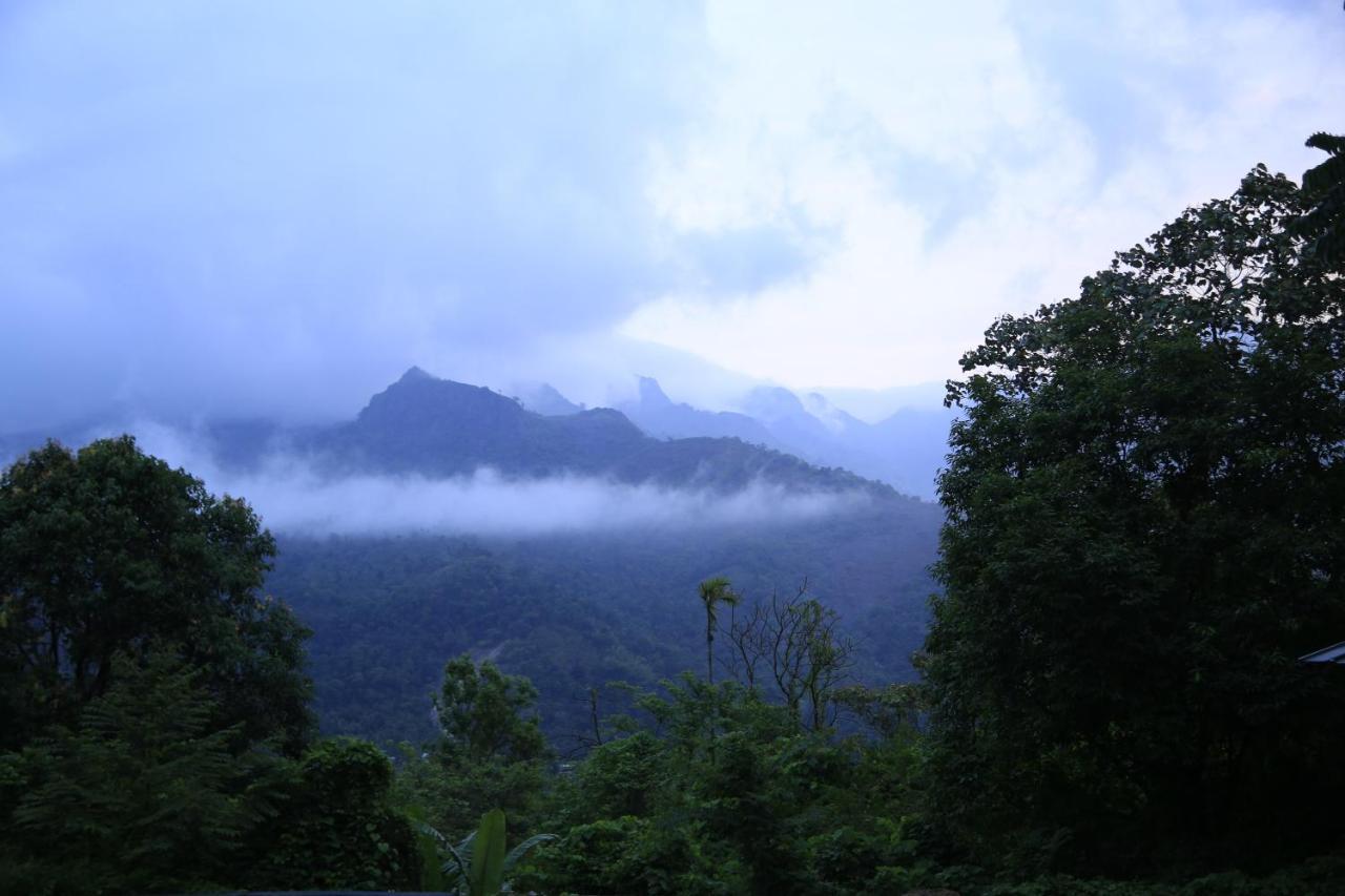 Sattva-The Awakening Garden Hotel Kakkadampoyil ภายนอก รูปภาพ