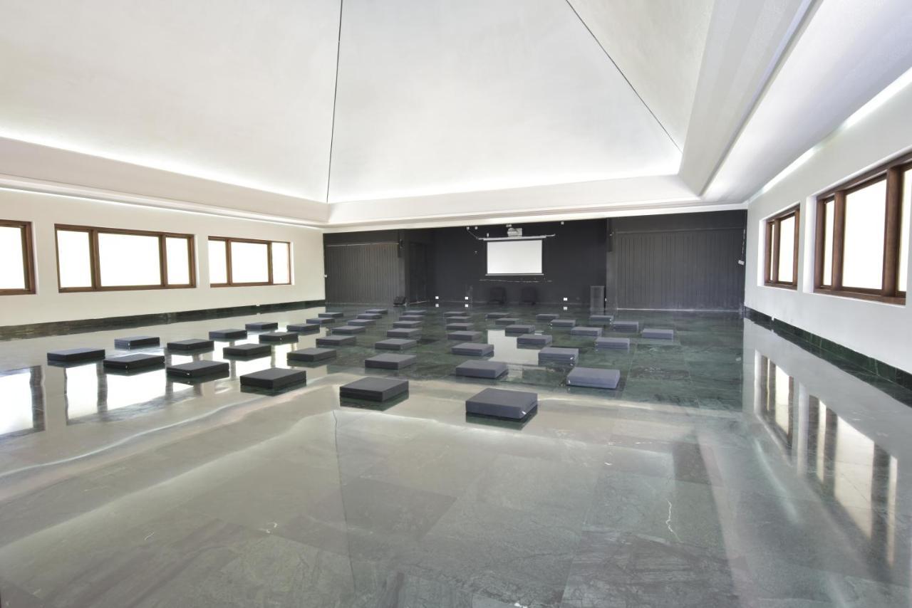 Sattva-The Awakening Garden Hotel Kakkadampoyil ภายนอก รูปภาพ
