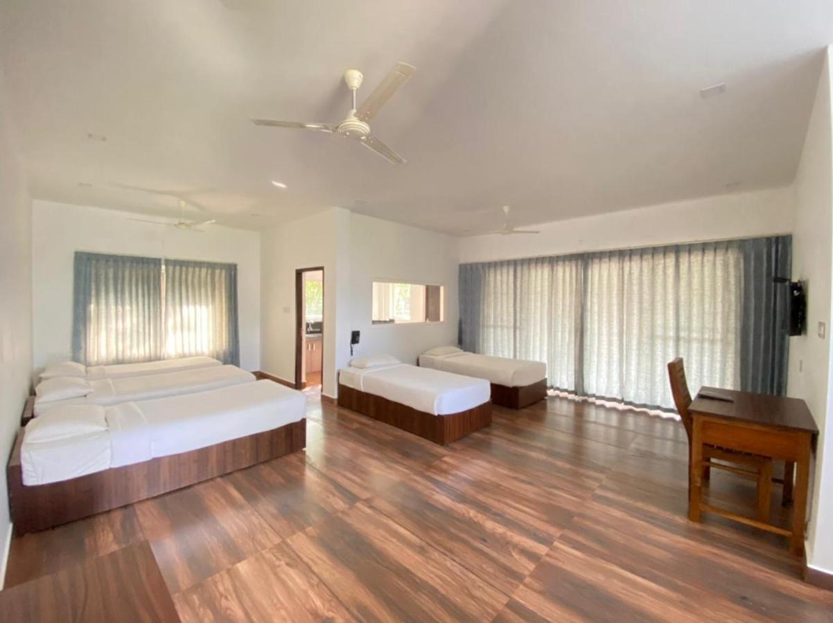 Sattva-The Awakening Garden Hotel Kakkadampoyil ภายนอก รูปภาพ