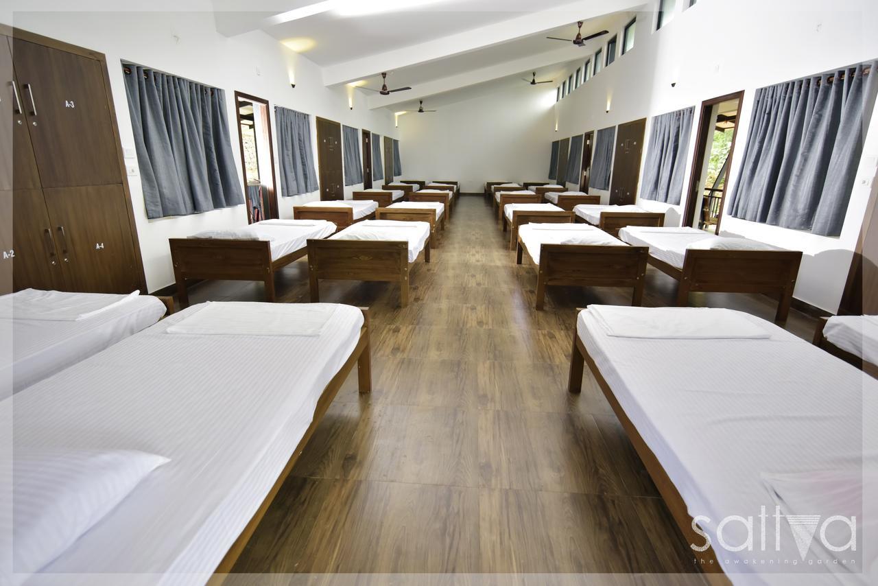Sattva-The Awakening Garden Hotel Kakkadampoyil ภายนอก รูปภาพ